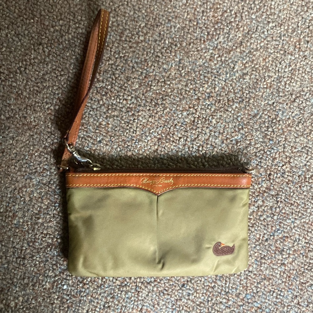 Dooney & Bourke Wristlet. Used. Pet and smoke free household.